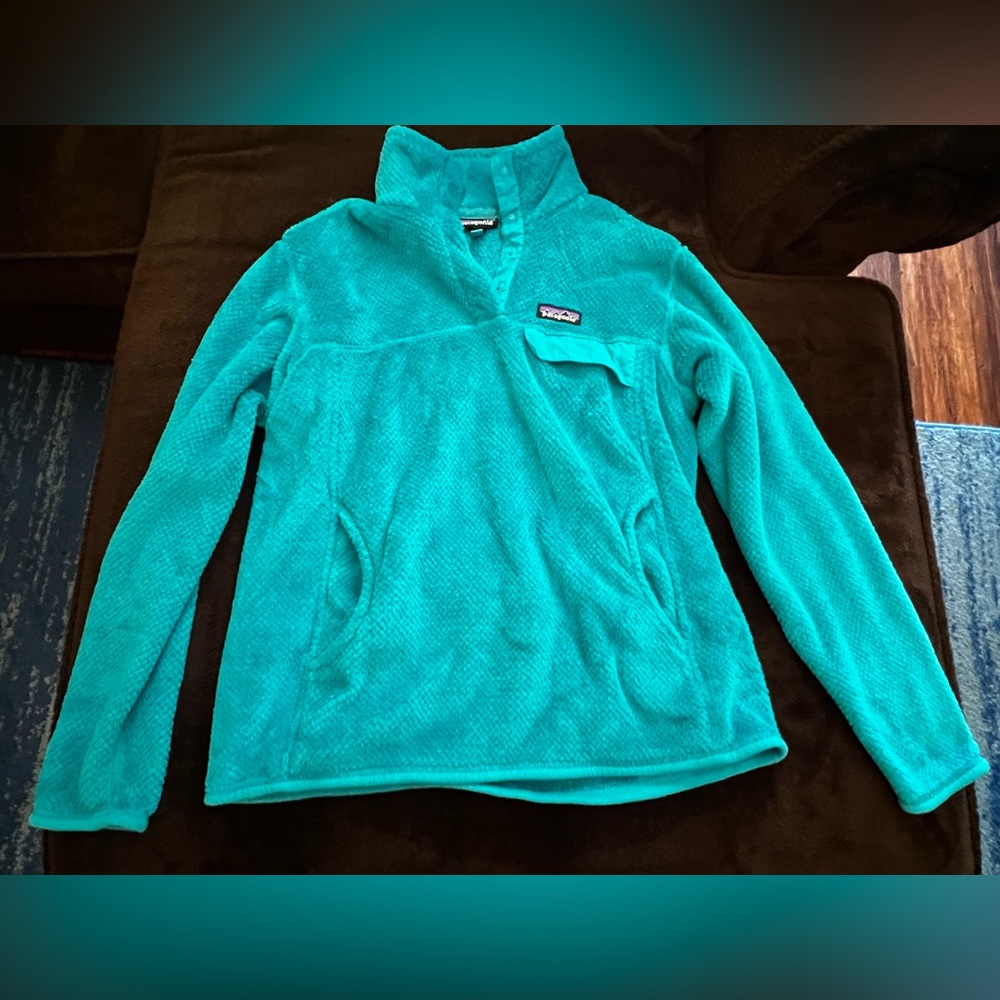 Patagonia pull-over fleece